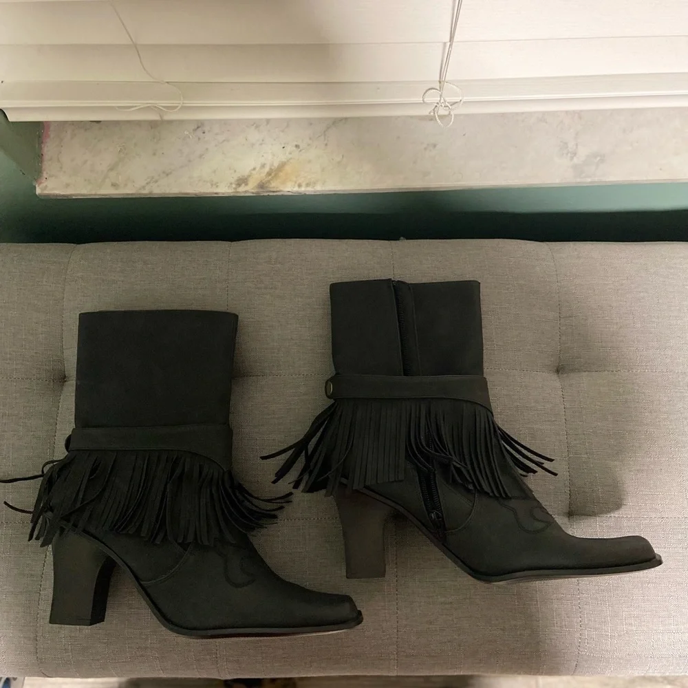 New York Transit Western Booties